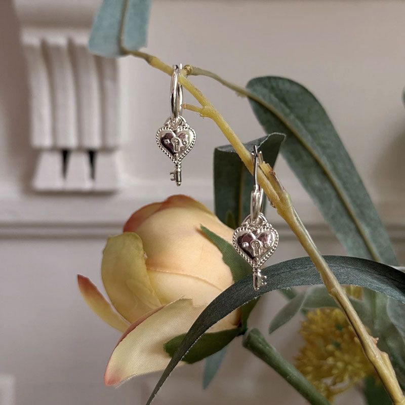 A&C - Open My Heart øreringer med charms - S